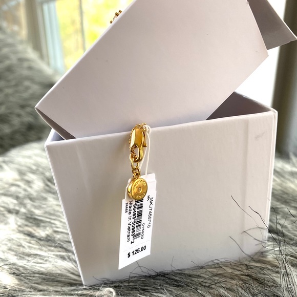 NWT authentic MK gold tone necklace earrings set - Picture 5 of 5